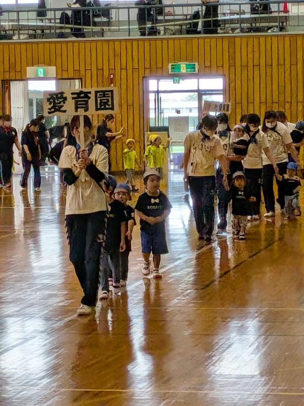 いざ入場。こばと愛育園です。